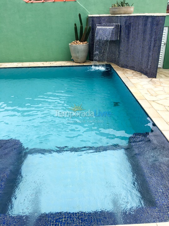 Casa para alquiler de vacaciones em Bertioga (Condominio Morada da Praia)