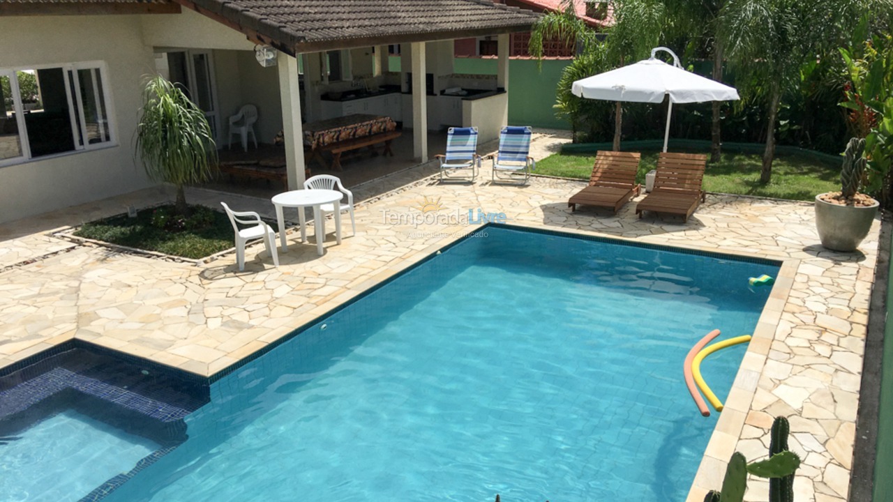 Casa para alquiler de vacaciones em Bertioga (Condominio Morada da Praia)