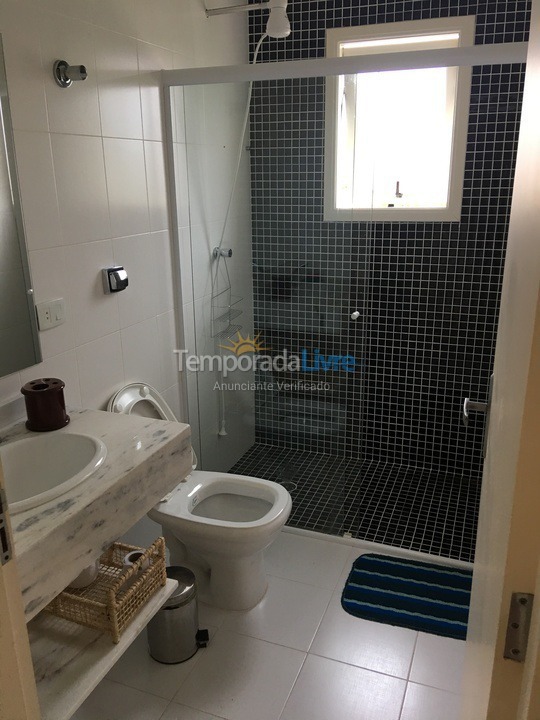 Casa para alquiler de vacaciones em Bertioga (Condominio Morada da Praia)