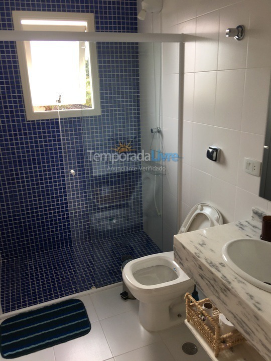 Casa para alquiler de vacaciones em Bertioga (Condominio Morada da Praia)