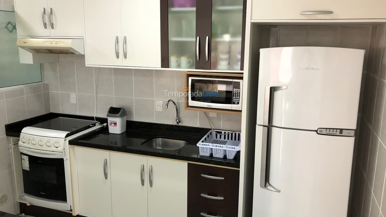 Apartment for vacation rental in Itapema (Centro)