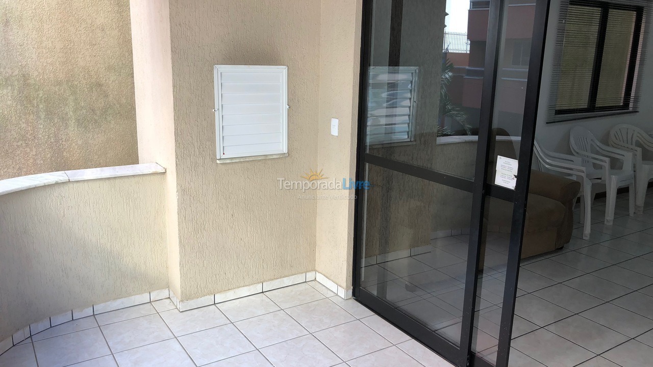Apartment for vacation rental in Itapema (Centro)
