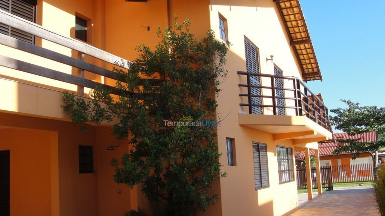Casa para aluguel de temporada em Itapoá (Balneário Imperador)