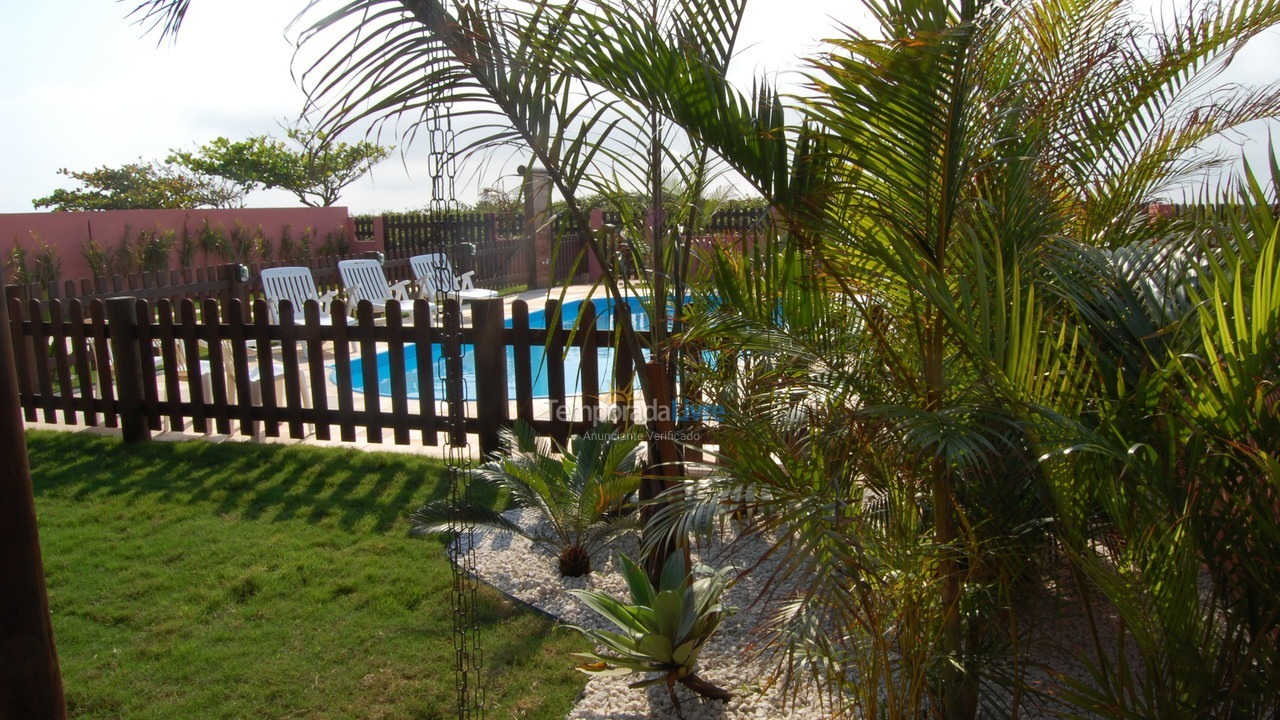 Casa para aluguel de temporada em Guaratuba (Barra do Saí)