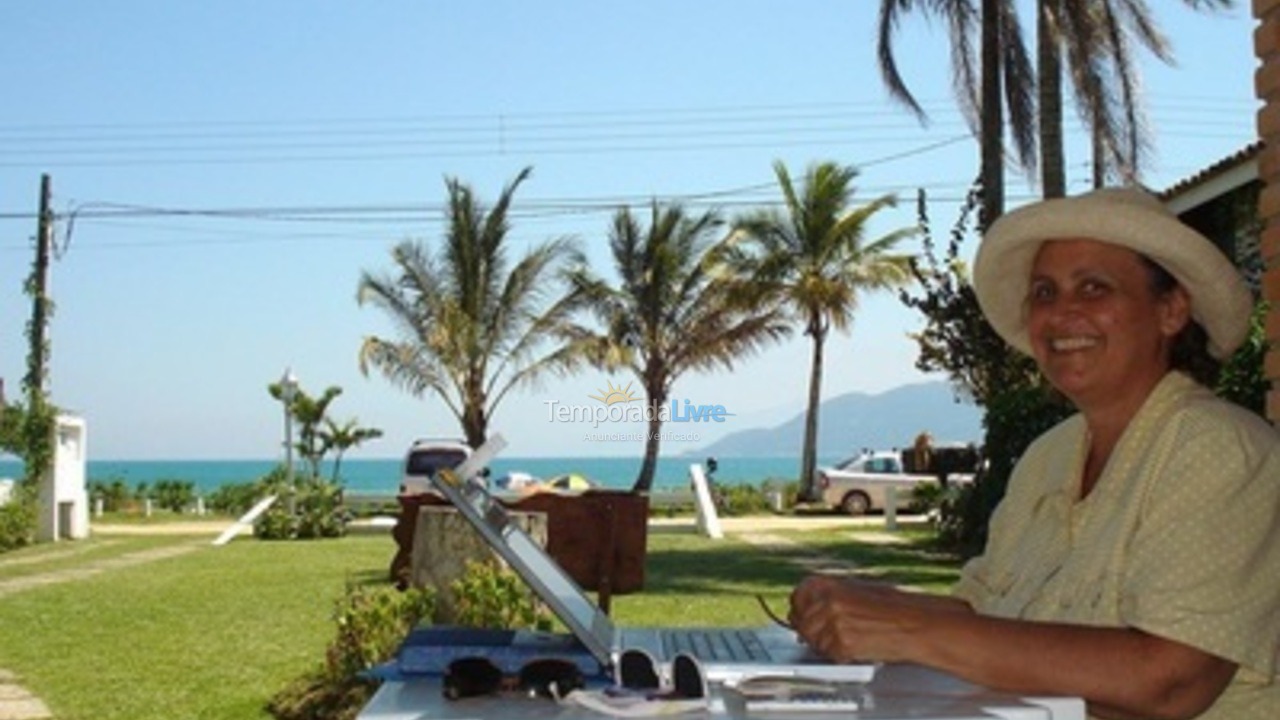 Casa para aluguel de temporada em Ubatuba (Lagoinha)