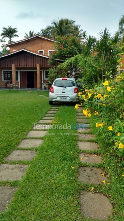 Casa para aluguel de temporada em Ubatuba (Lagoinha)