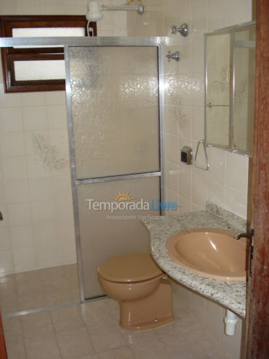 Casa para aluguel de temporada em Ubatuba (Lagoinha)