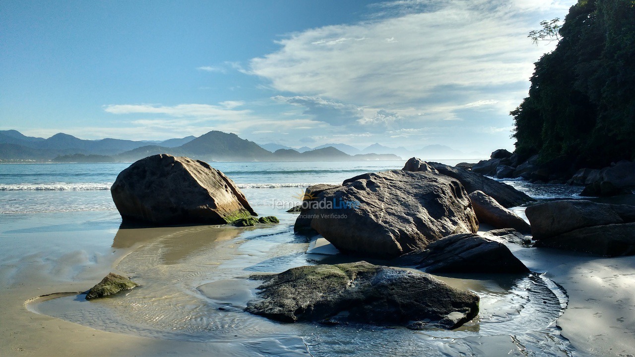 Apartment for vacation rental in Ubatuba (Praia das Toninhas)