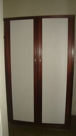 Armário do quarto de solteiro 