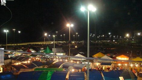 Apto temporada Praia do Forte de frente al mar y Feria de Artesanía