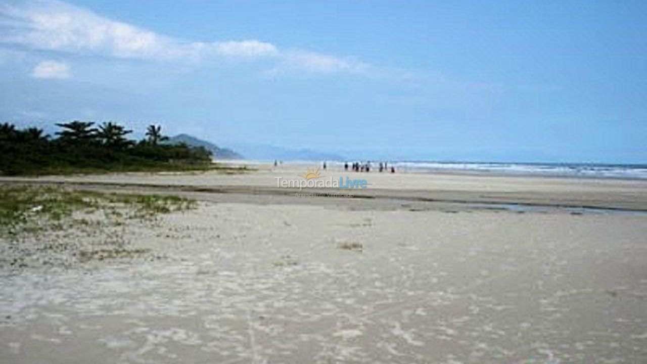 Casa para aluguel de temporada em Bertioga (Praia de Guaratuba)