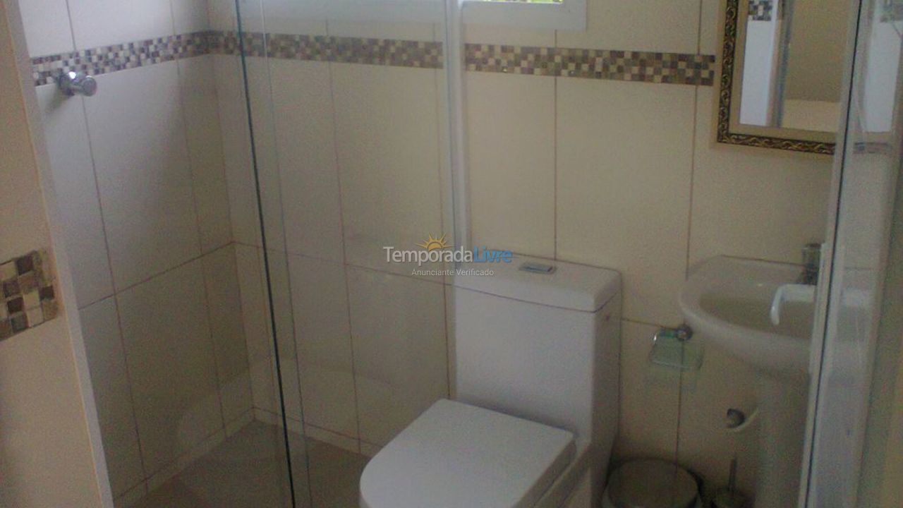 Casa para aluguel de temporada em Bertioga (Praia de Guaratuba)