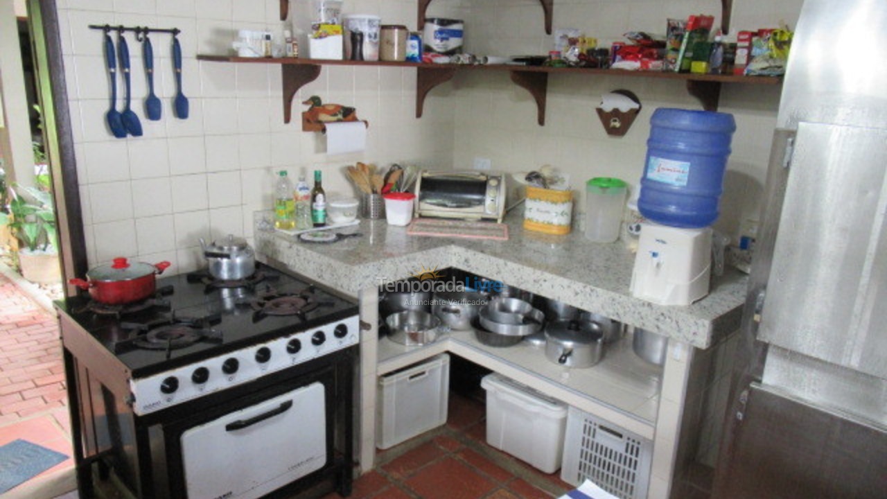 Casa para aluguel de temporada em Ubatuba (Praia da Fortaleza)