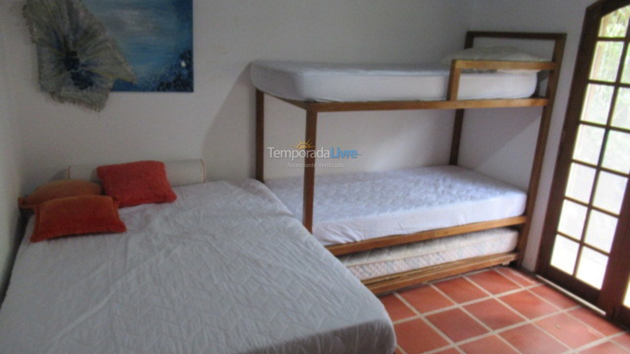 Casa para aluguel de temporada em Ubatuba (Praia da Fortaleza)