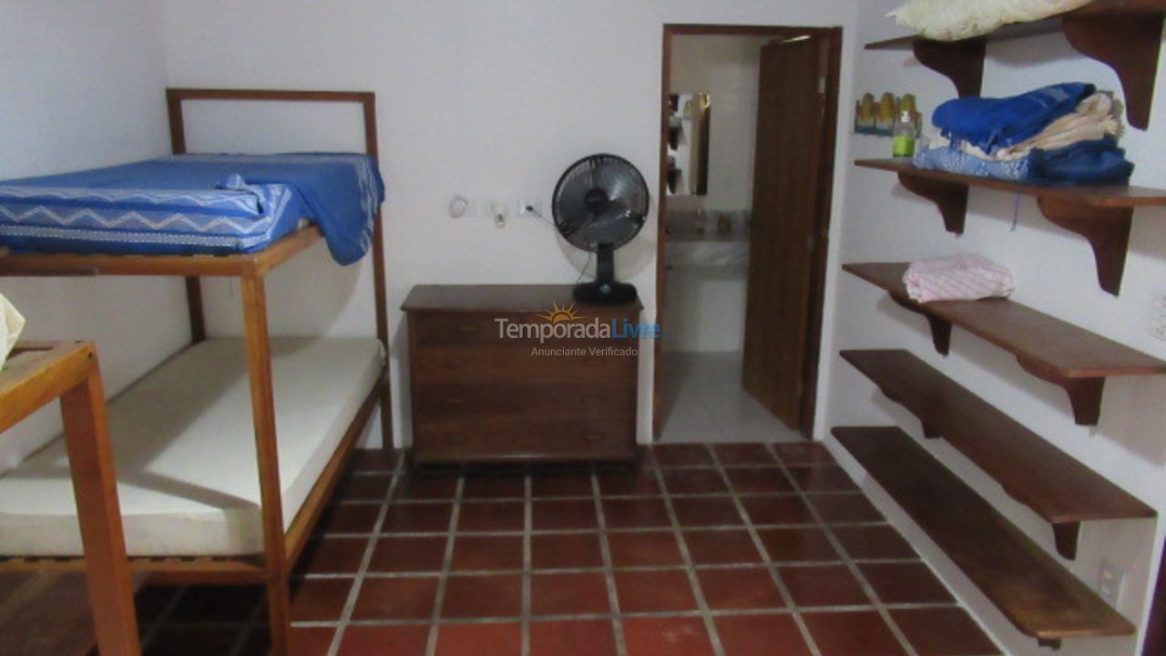 Casa para aluguel de temporada em Ubatuba (Praia da Fortaleza)