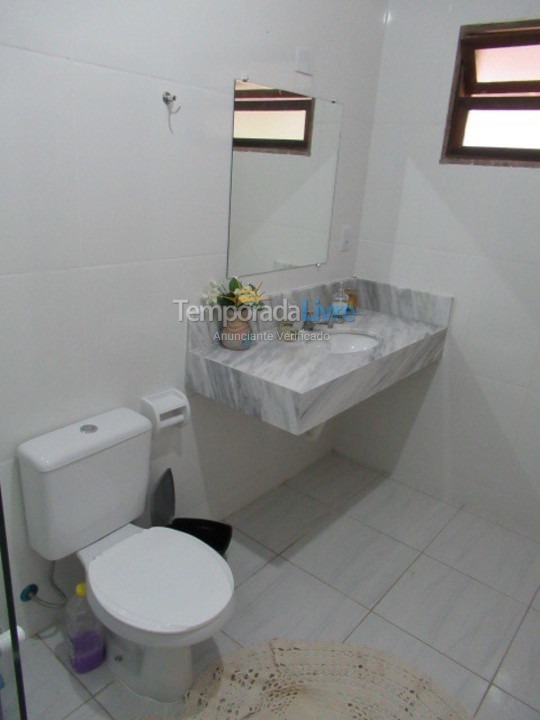 Casa para aluguel de temporada em Ubatuba (Praia da Fortaleza)