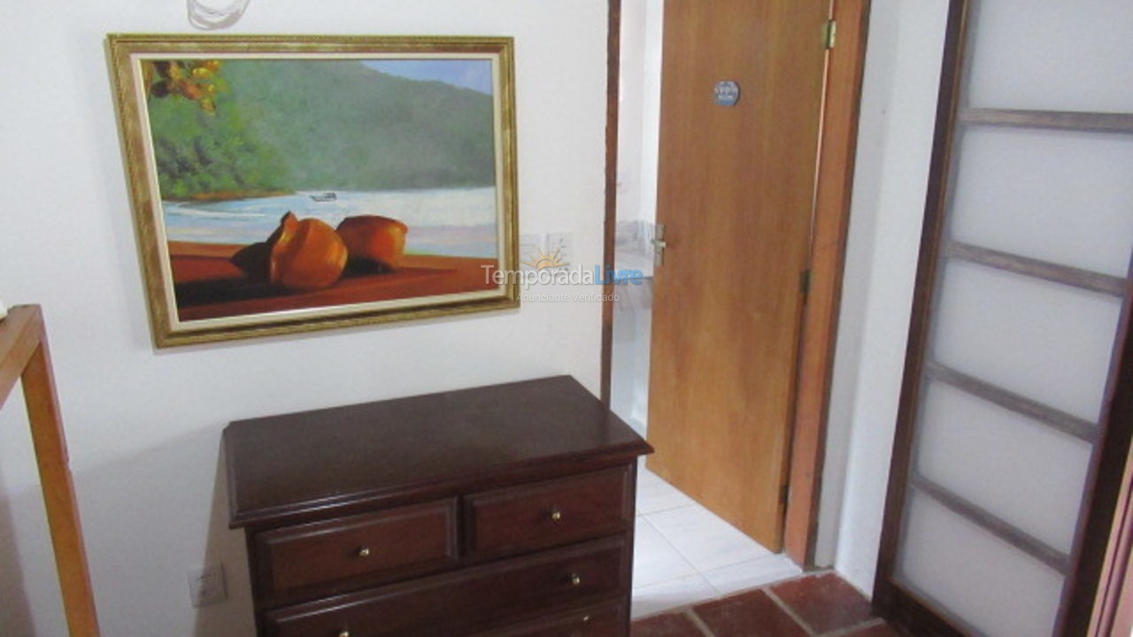 Casa para aluguel de temporada em Ubatuba (Praia da Fortaleza)