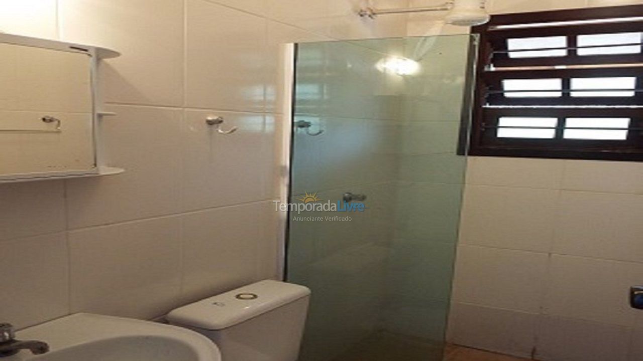 Casa para aluguel de temporada em Ubatuba (Lagoinha)