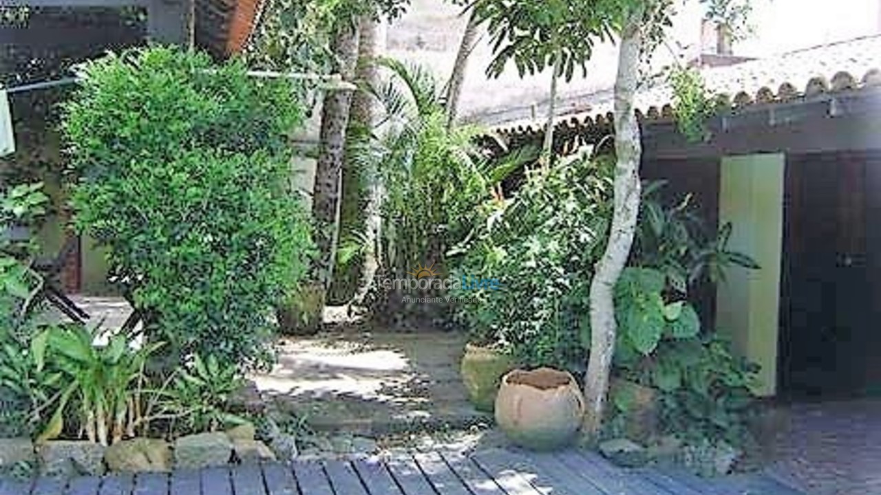 Casa para aluguel de temporada em Arraial do Cabo (Praia Grande)