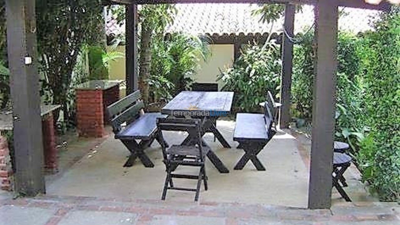 Casa para aluguel de temporada em Arraial do Cabo (Praia Grande)