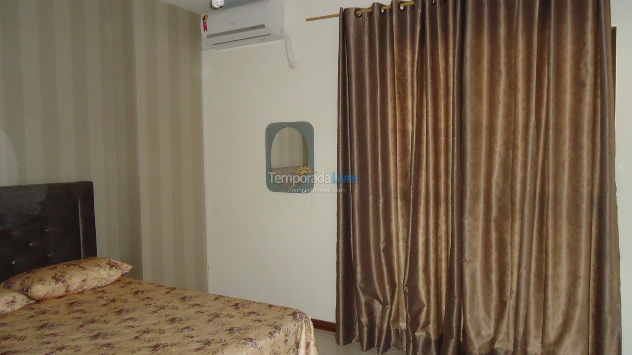 Apartment for vacation rental in Itapema (Meia Praia)