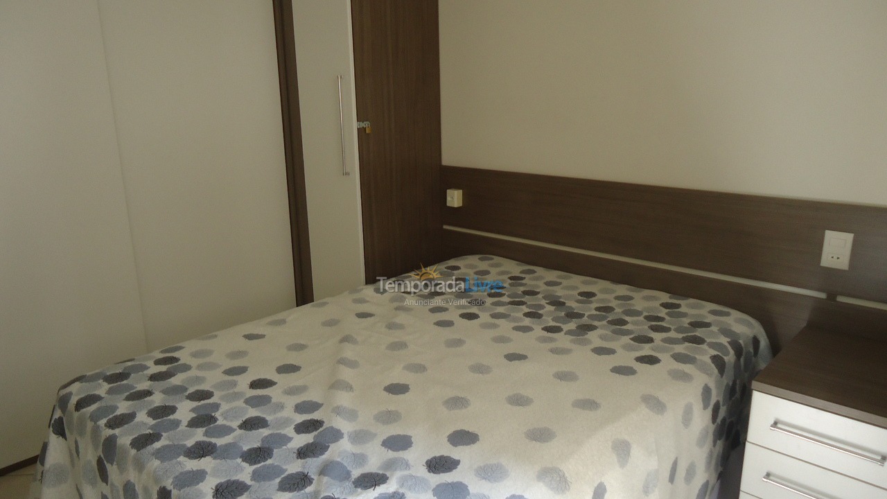 Apartment for vacation rental in Itapema (Meia Praia)