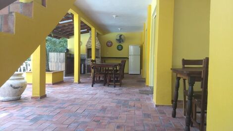 6 SUITES, AIR, WI-FI, GUARATUBA BEACH WITH NATURE QUIET PLACE