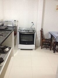 6 SUITES, AIR, WI-FI, GUARATUBA BEACH WITH NATURE QUIET PLACE