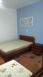 6 SUITES, AIR, WI-FI, GUARATUBA BEACH WITH NATURE QUIET PLACE