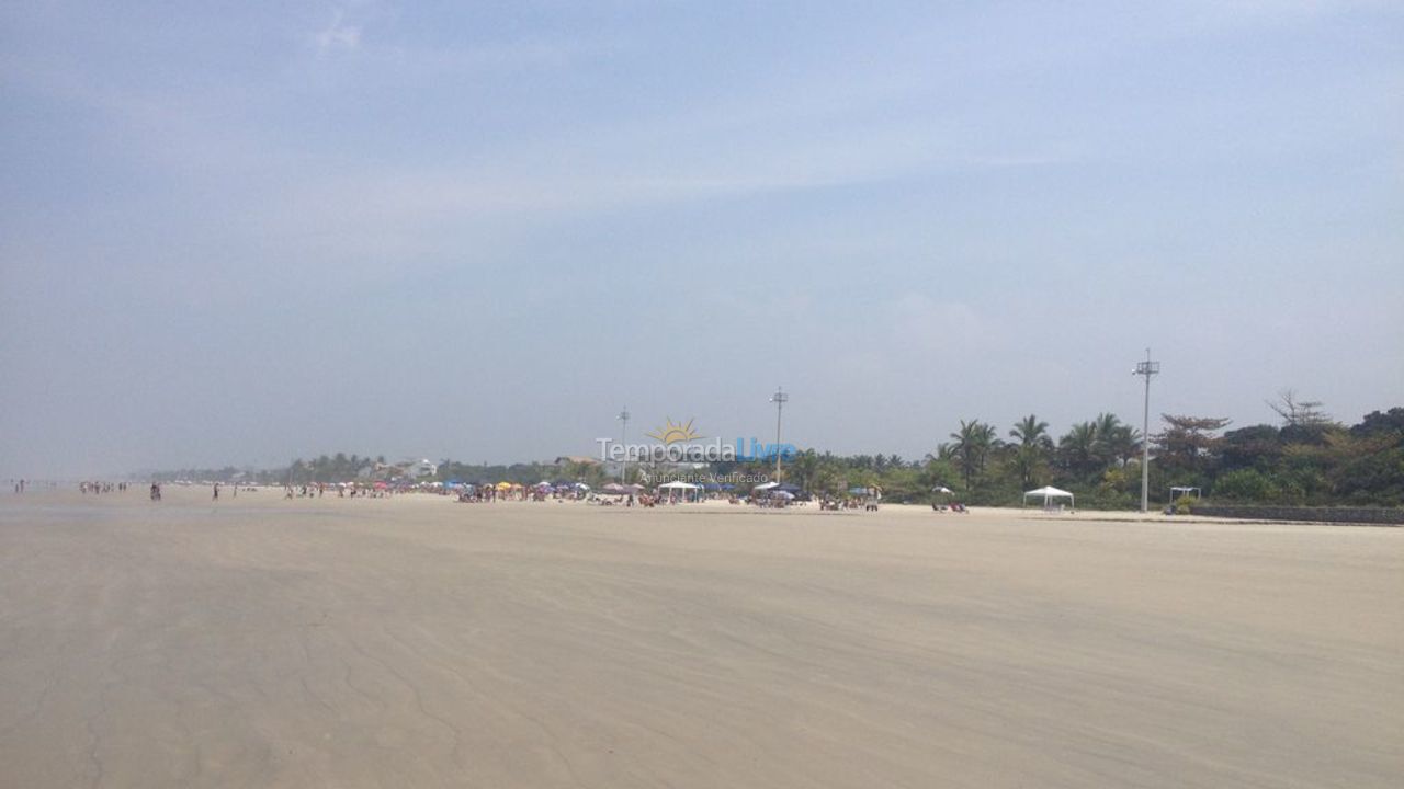 House for vacation rental in Bertioga (Praia de Guaratuba)