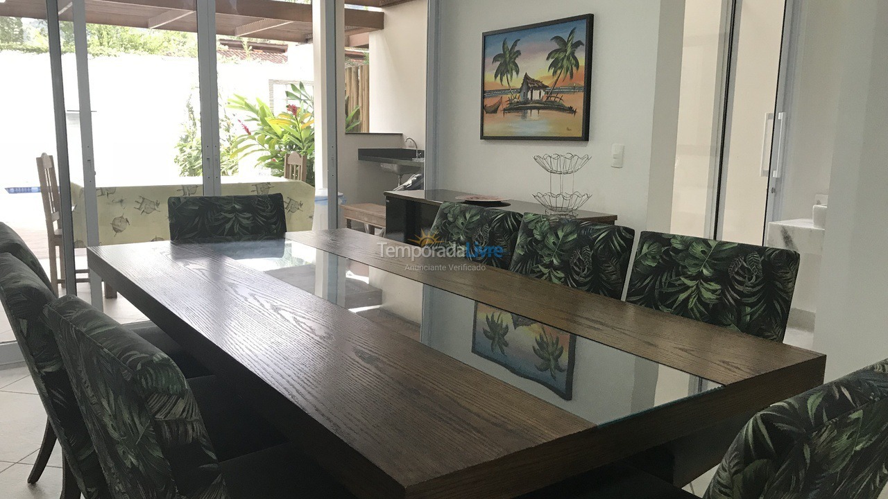 Casa para aluguel de temporada em São Sebastião (Juquehy)