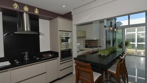 BELÉSIMA CUBIERTA DE ALTO ESTÁNDAR EN MARISCAL - CÓDIGO 220