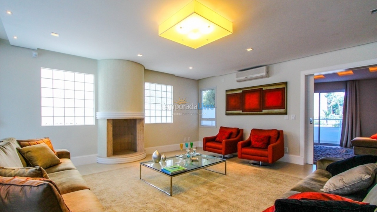 Casa para aluguel de temporada em Florianopolis (Jurerê Internacional)