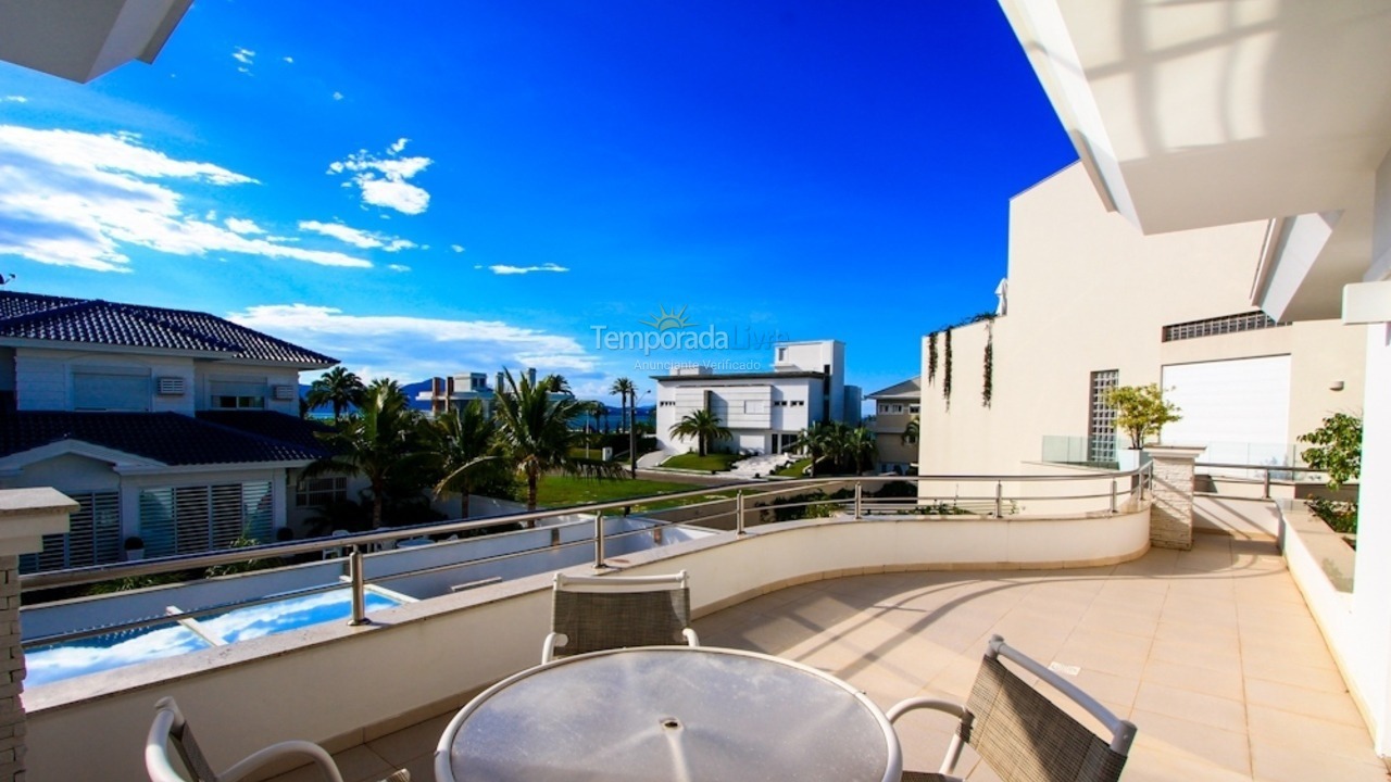 Casa para aluguel de temporada em Florianopolis (Jurerê Internacional)
