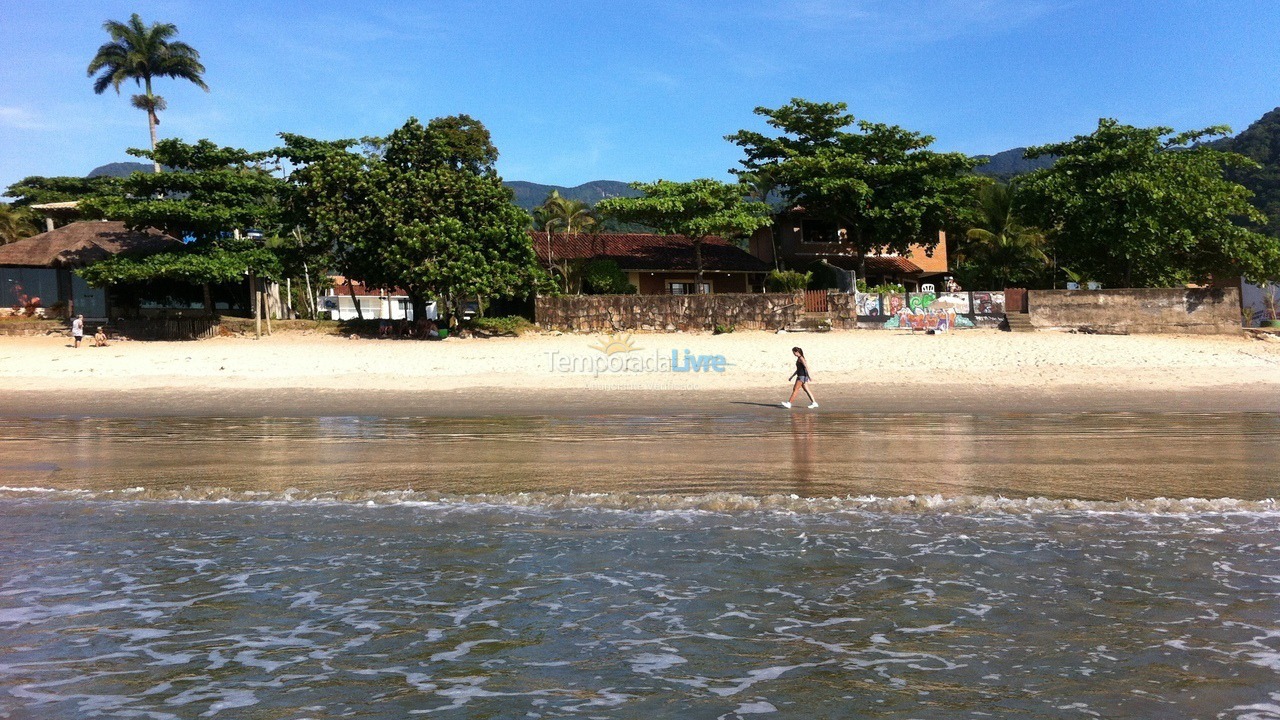 Casa para alquiler de vacaciones em Ubatuba (Praia do Sape)