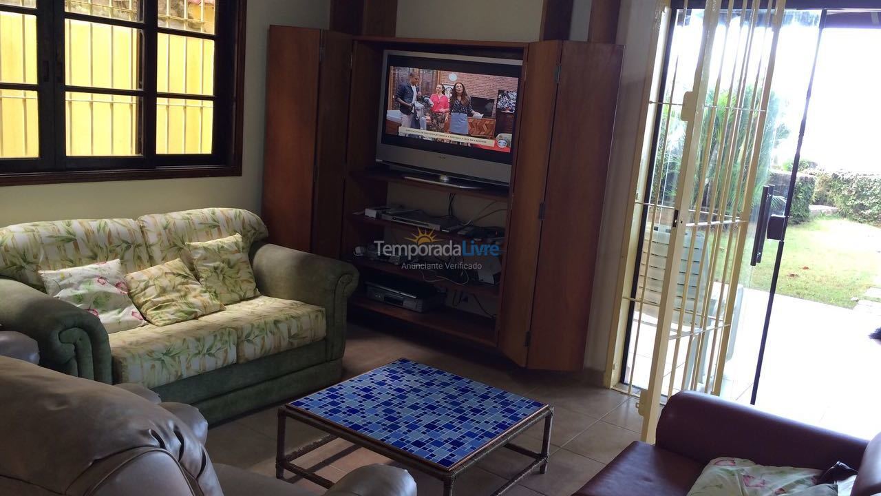Casa para alquiler de vacaciones em Ubatuba (Praia do Sape)
