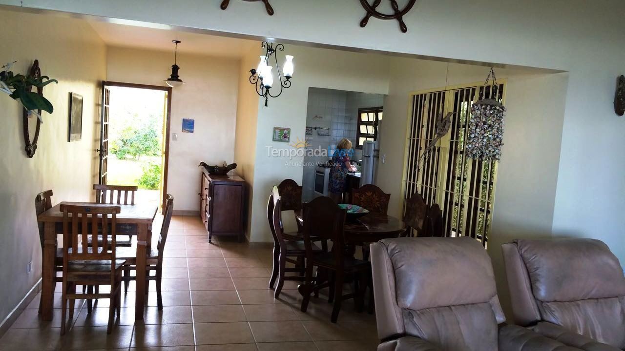 Casa para alquiler de vacaciones em Ubatuba (Praia do Sape)