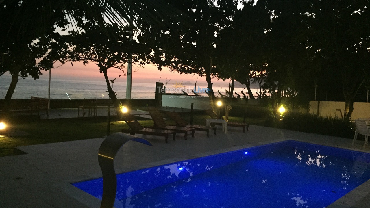 Casa para aluguel de temporada em São Sebastião (Maresias)