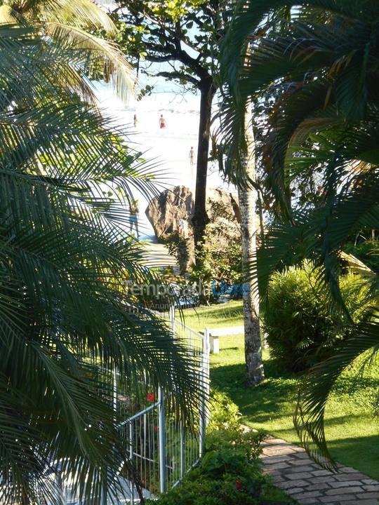 Apartamento para aluguel de temporada em Ubatuba (Praia das Toninhas)