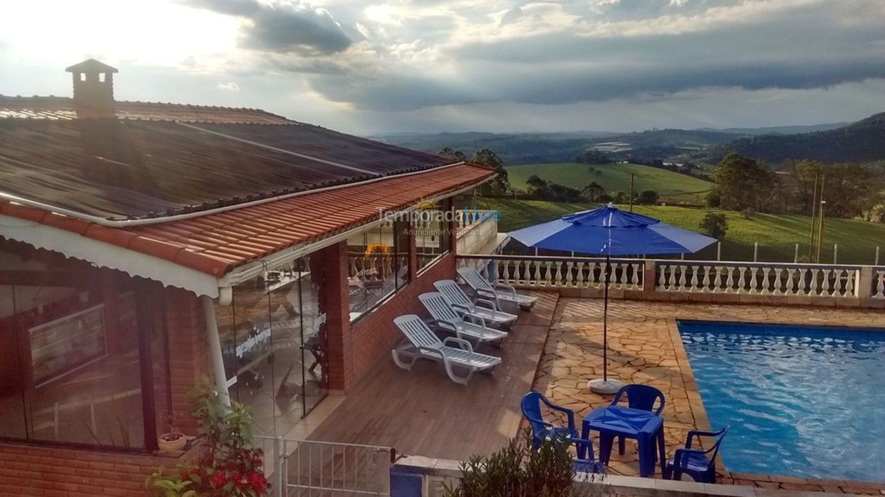 Granja para alquiler de vacaciones em Atibaia (Residencial Pararanga)
