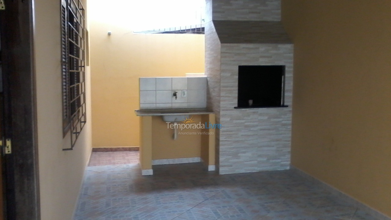 Casa para aluguel de temporada em Guaratuba (Brejatuba)