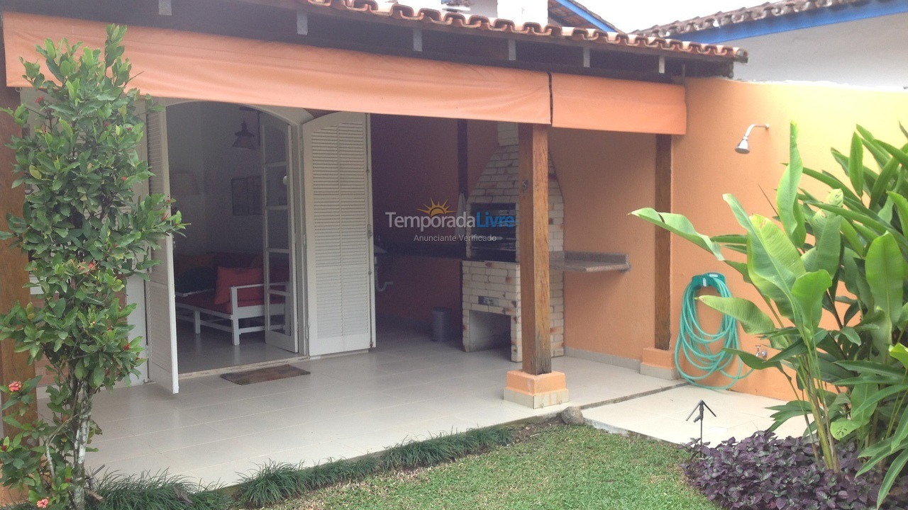 Casa para aluguel de temporada em Ubatuba (Lagoinha)