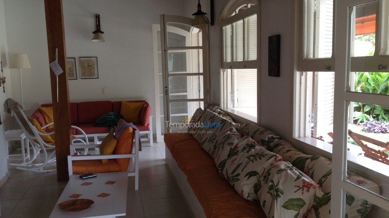 Casa para aluguel de temporada em Ubatuba (Lagoinha)