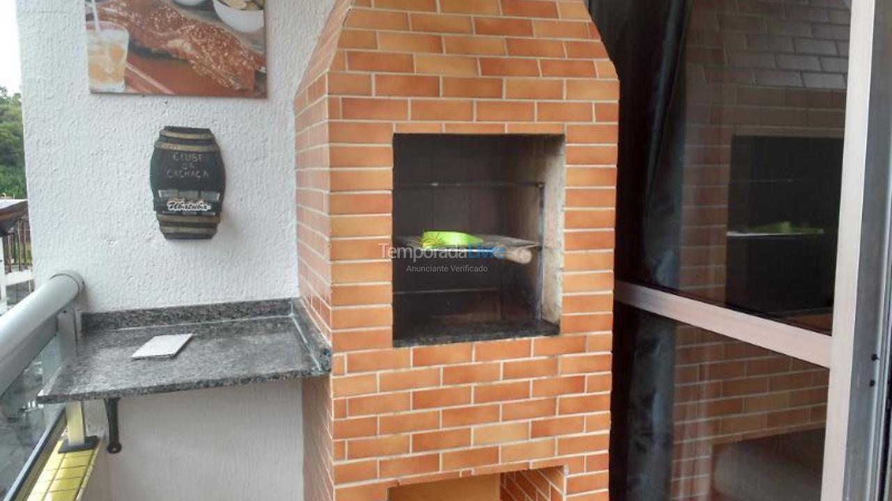 Apartamento para aluguel de temporada em Ubatuba (Praia Grande)