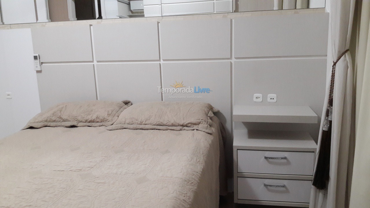 Apartment for vacation rental in Itapema (Meia Praia)