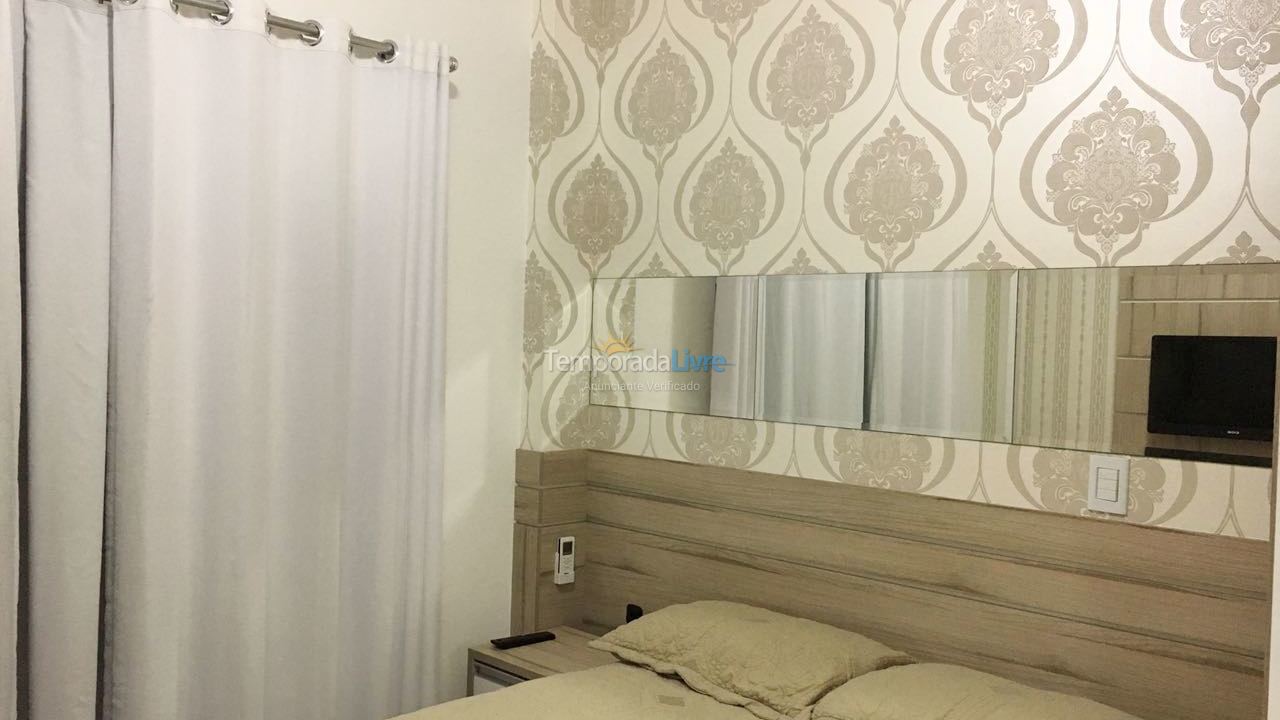 Apartment for vacation rental in Itapema (Meia Praia)