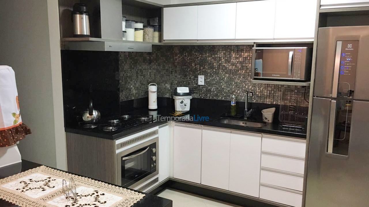 Apartment for vacation rental in Itapema (Meia Praia)