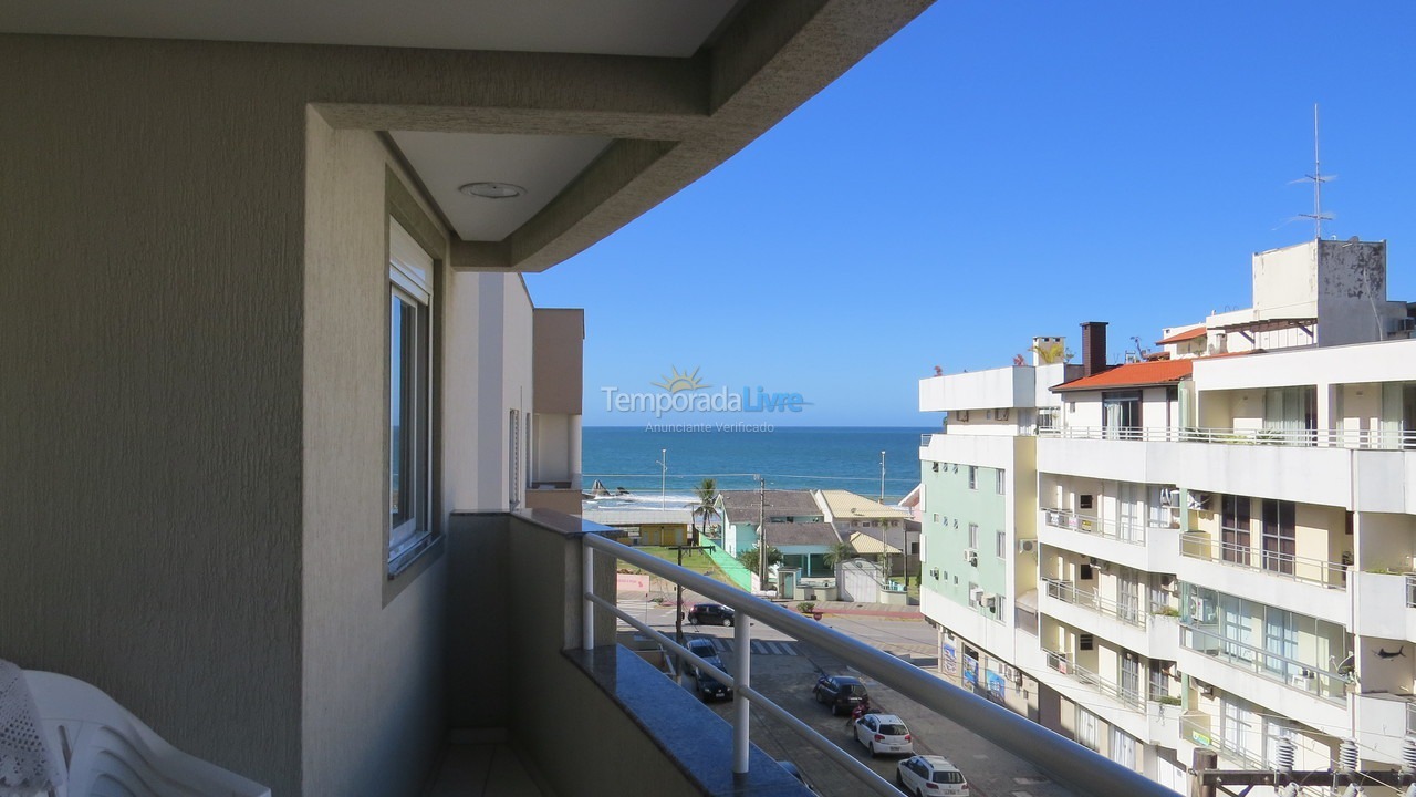 Apartamento para aluguel de temporada em Bombinhas (Praia de Bombas)