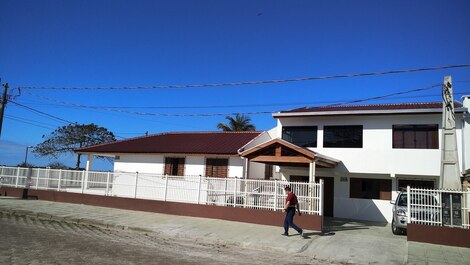 House for rent in Pontal do Paraná - Praia de Leste