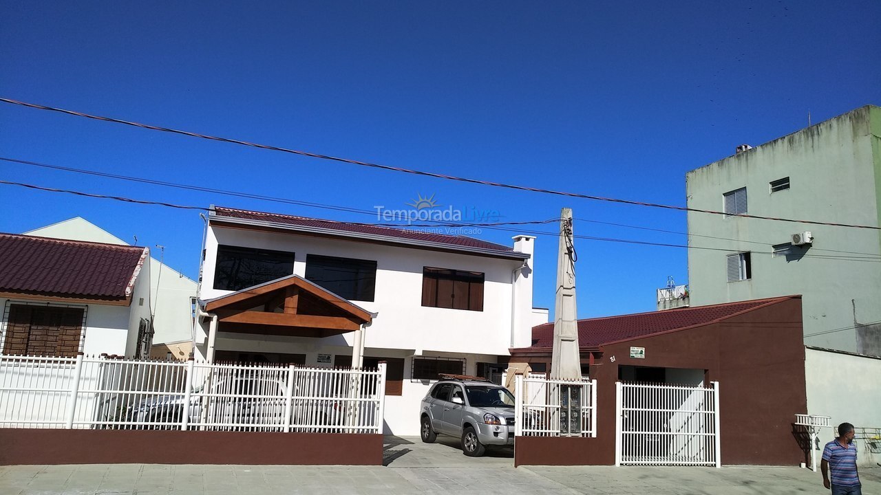 House for vacation rental in Pontal do Paraná (Praia de Leste)